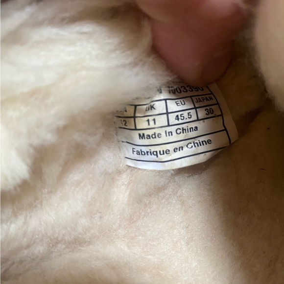 UGG Mens Slippers - Picture 4 of 4